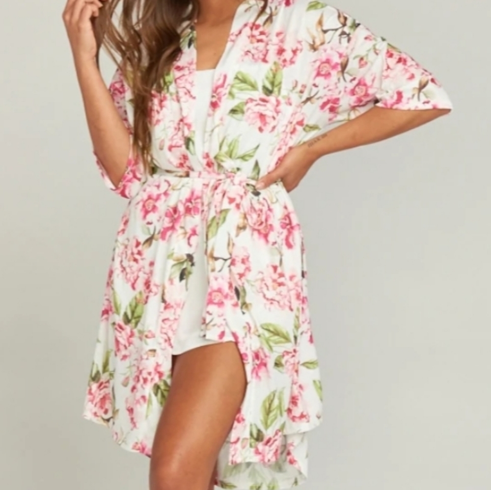 Show me your MuMu Brie Robe